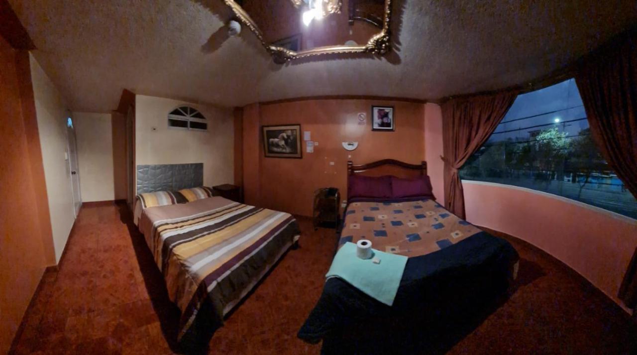 Hostal Miguel Angel Hotel Quito Phòng bức ảnh